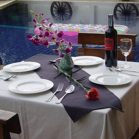 Karon Pool Hotel Екстериор снимка